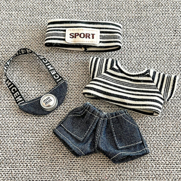 Sporty Striped Knit Outfit